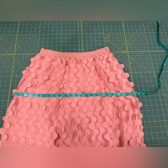 Ann Taylor Soft Pink Women's Pull On Skirt - Picture 6 of 8